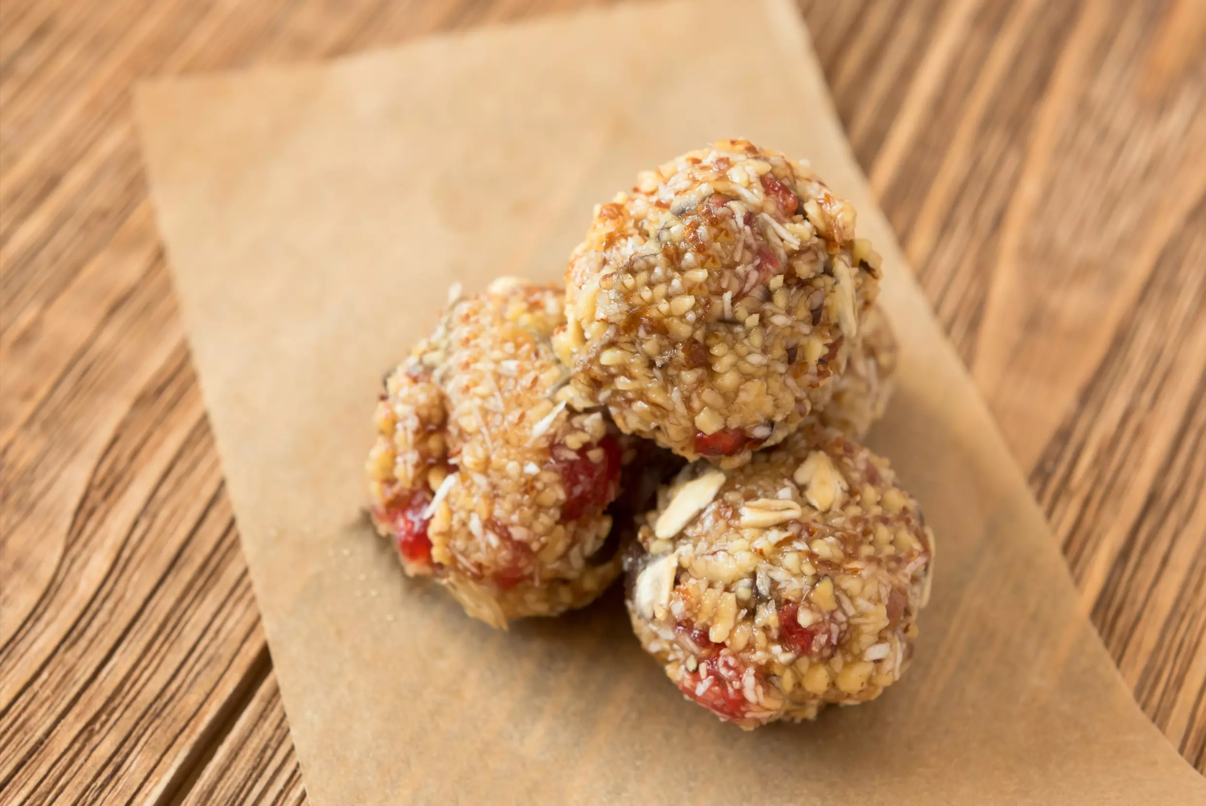 Recipie_Website_Oatmeal-Almond-Balls.jpg