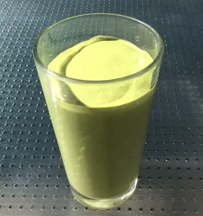 3SpringSmoothies_3final.jpg
