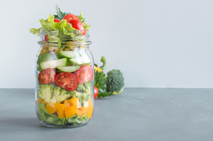 mason-jar-salad.jpg